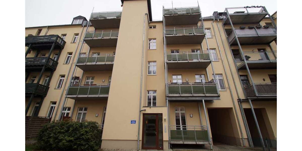 mit 360° Rundgang! Sanierte 2 Zimmer mit Balkon + großer Küche am Brühl! 2 zimmer