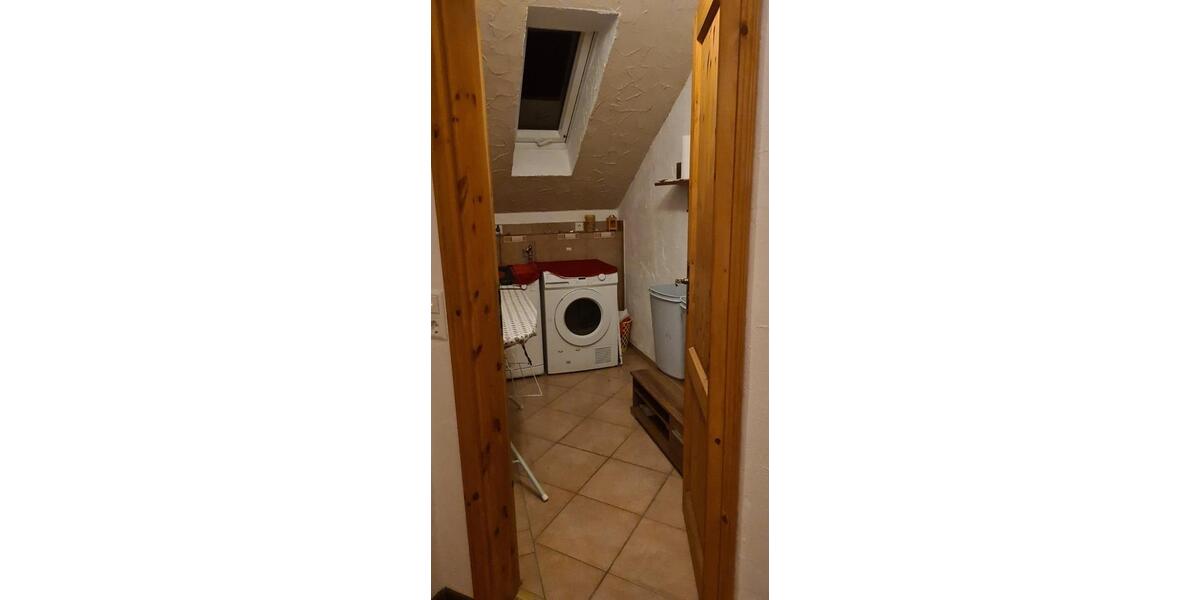 Einfamilienhaus Walldürn - 7 Zimmer, 230 m&sup2;, 2.290&euro; | Angebot:26348519