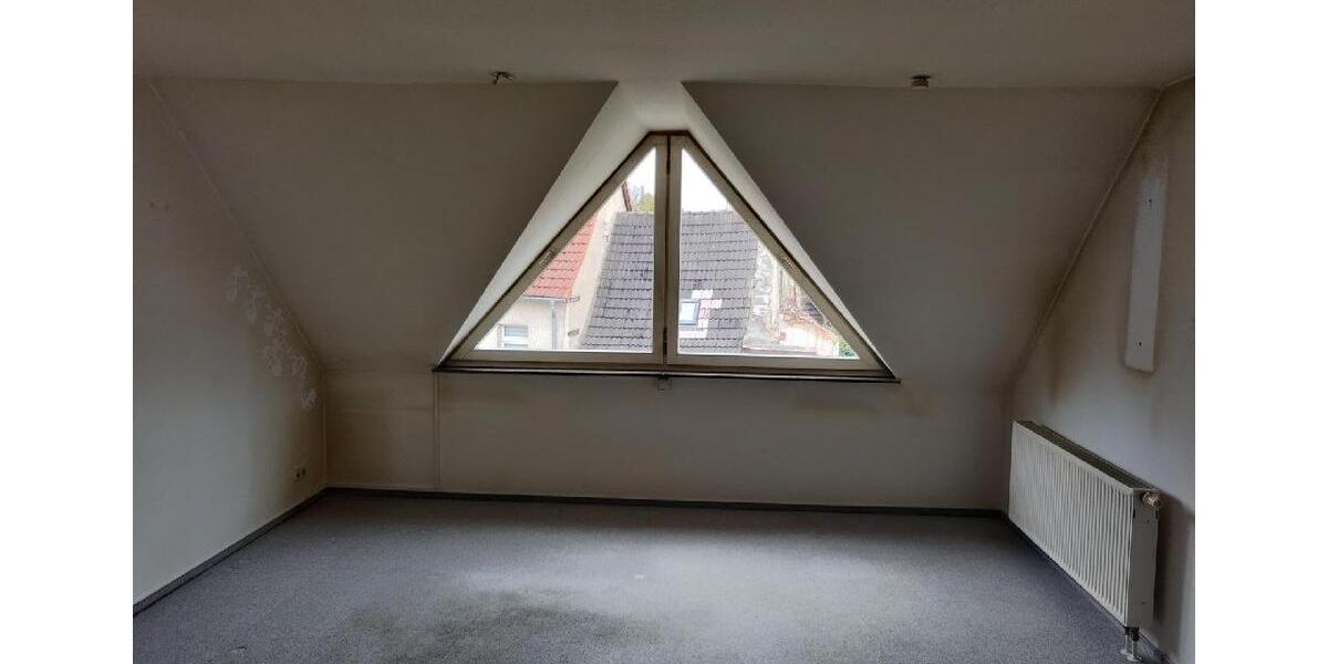 Dachgeschoßwohnung Arnstein - 2 Zimmer, 67 m&sup2;, 340&euro; | Angebot:19191837