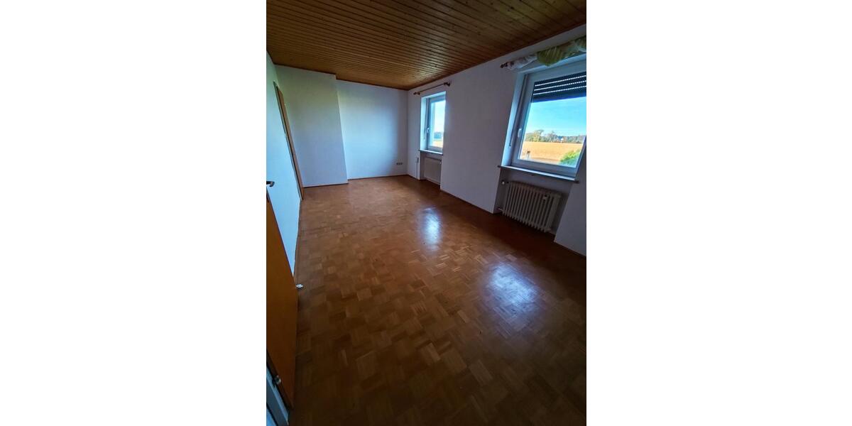 Etagenwohnung Wallerfing - 3 Zimmer, 80 m&sup2;, 600&euro; | Angebot:25830633
