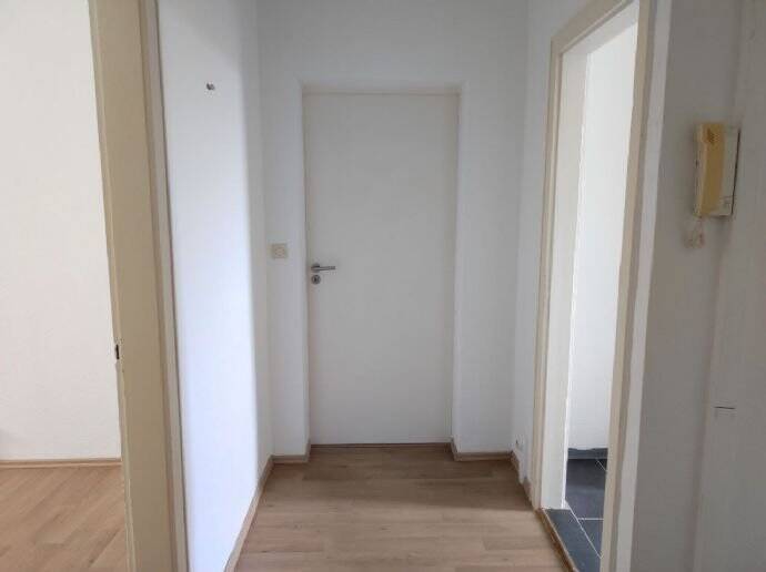 3 -Raum-Wohnung mit Balkon in Regis-Breitingen 3 zimmer