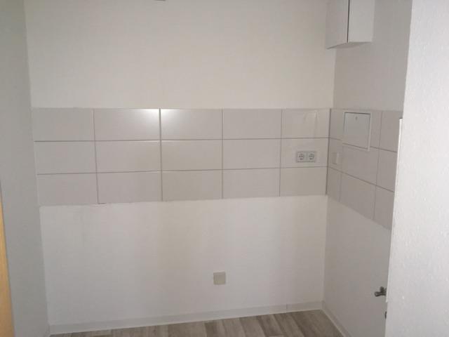 Etagenwohnung Döbeln - 1 Zimmer, 39 m&sup2;, 216&euro; | Angebot:25976353
