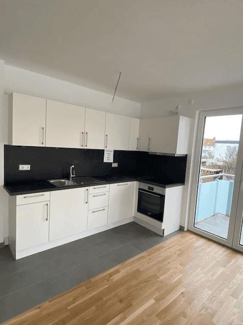 Bad Kreuznach-WEST: moderne, helle, großzügige 3-Zimmerwohnung, mit Balkon und Blick ins Grüne