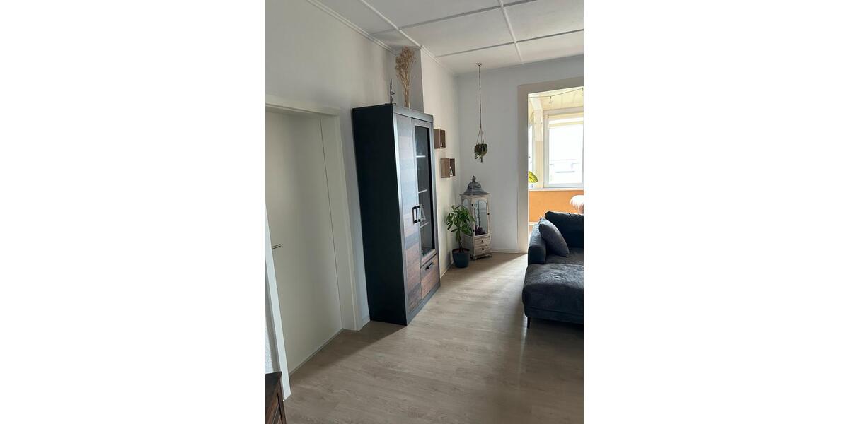 Dachgeschoßwohnung Roßleben-Wiehe Wiehe - 5 Zimmer, 93 m&sup2;, 650&euro; | Angebot:26523177