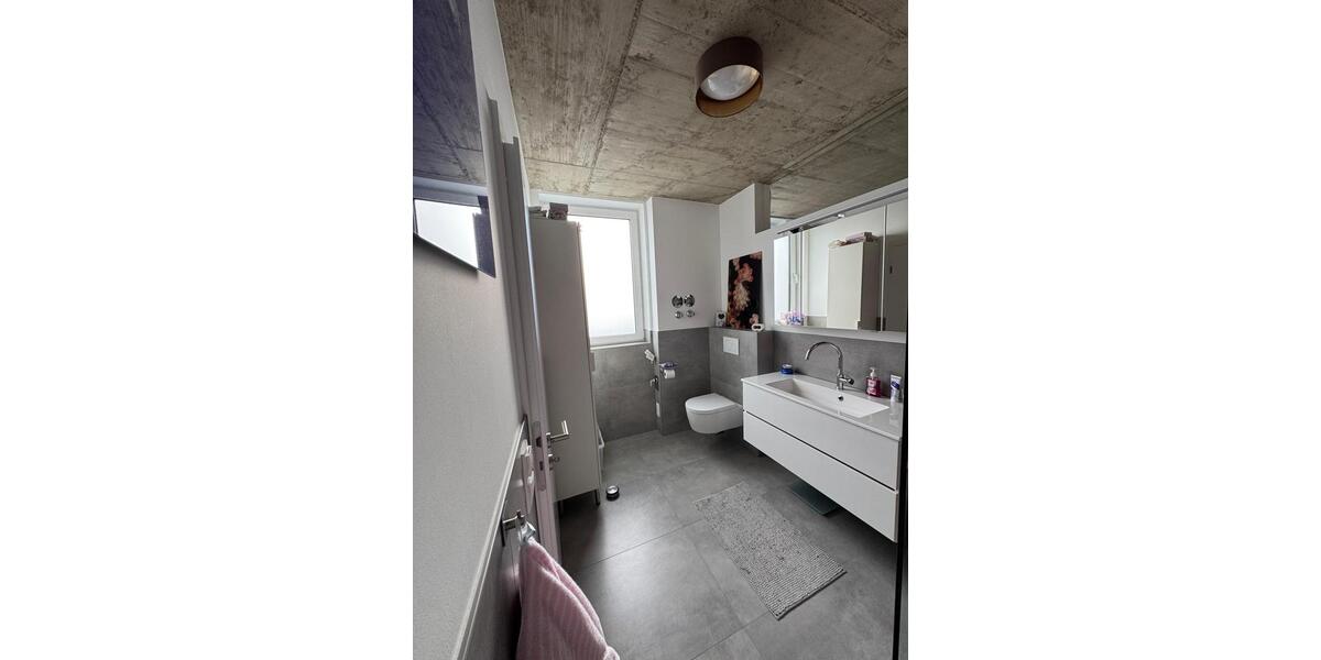 Etagenwohnung Waldbröl - 3 Zimmer, 90 m&sup2;, 990&euro; | Angebot:26614563
