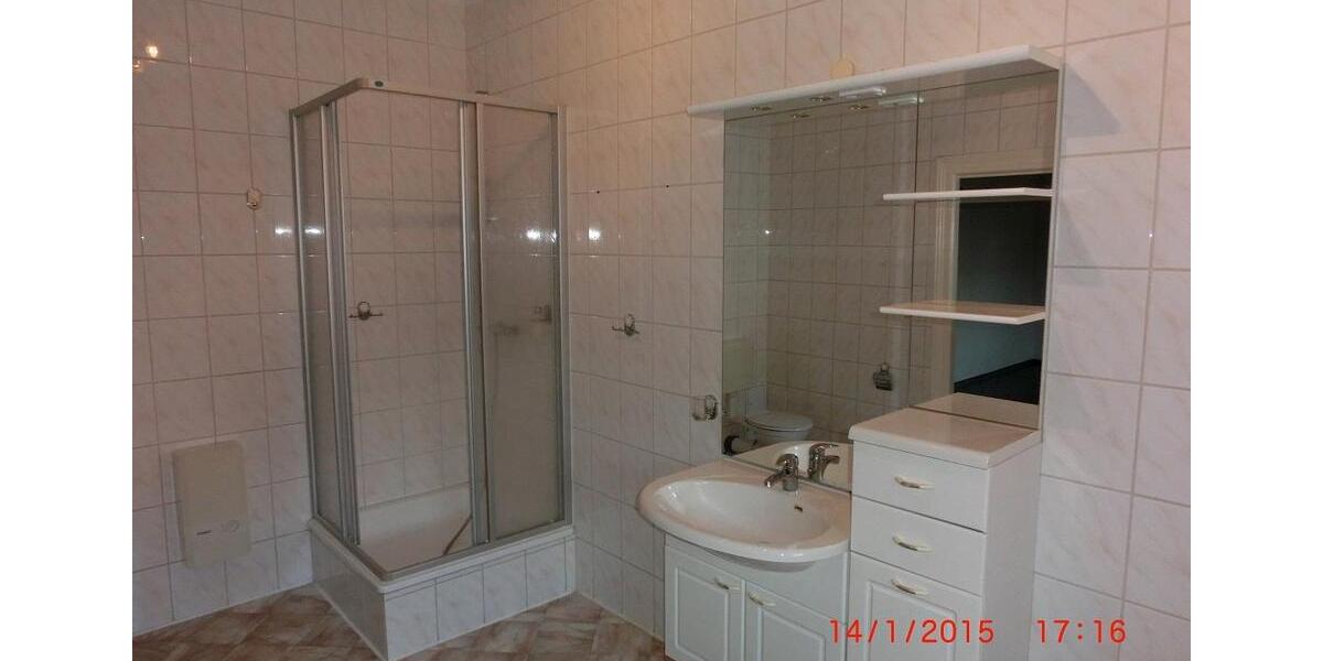 Etagenwohnung Nienburg (Saale) - 2 Zimmer, 53 m&sup2;, 360&euro; | Angebot:26325710