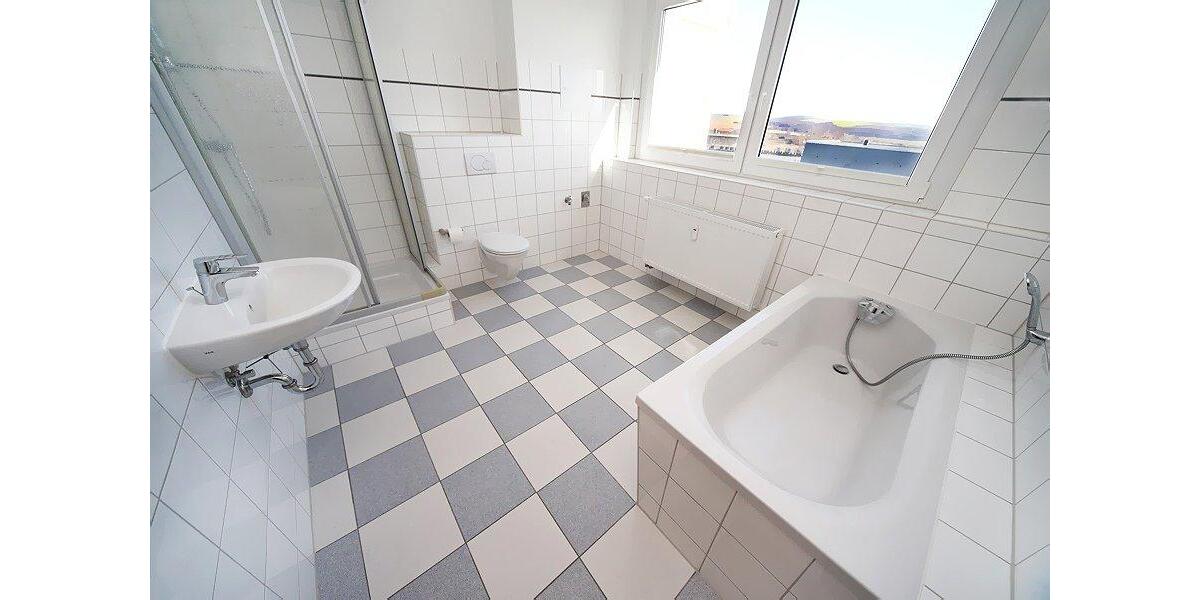 Etagenwohnung Eisleben (Lutherstadt) - 2 Zimmer, 78 m&sup2;, 407&euro; | Angebot:26283584