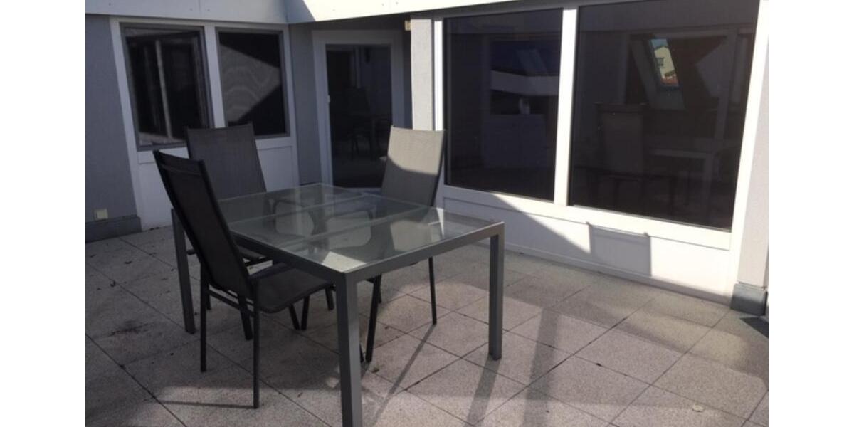 Dachgeschoßwohnung Bad Neustadt an der Saale - 3 Zimmer, 146 m&sup2;, 1.375&euro; | Angebot:25655377