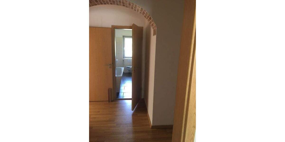 Etagenwohnung Teuchern Schortau - 2 Zimmer, 50 m&sup2;, 295&euro; | Angebot:26805170