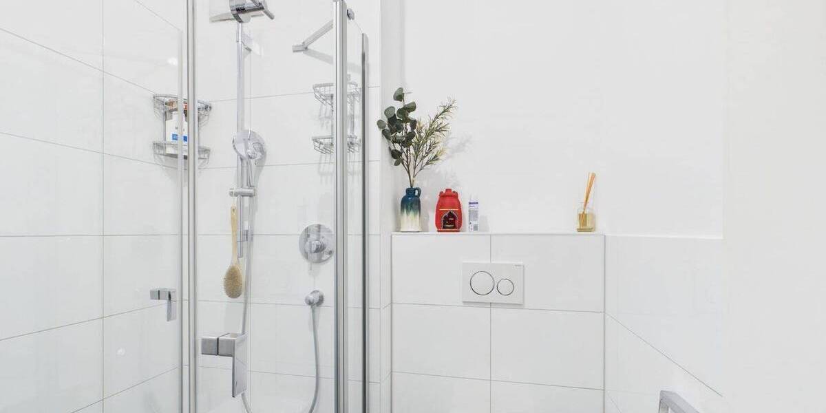Etagenwohnung Berlin Marienfelde - 3 Zimmer, 93 m&sup2;, 2.200&euro; | Angebot:26712743