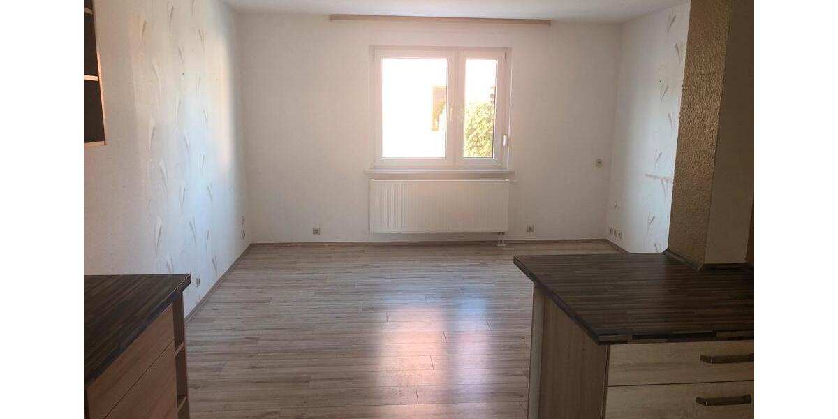 Doppelhaushälfte Staßfurt - 3 Zimmer, 70 m&sup2;, 850&euro; | Angebot:24532599