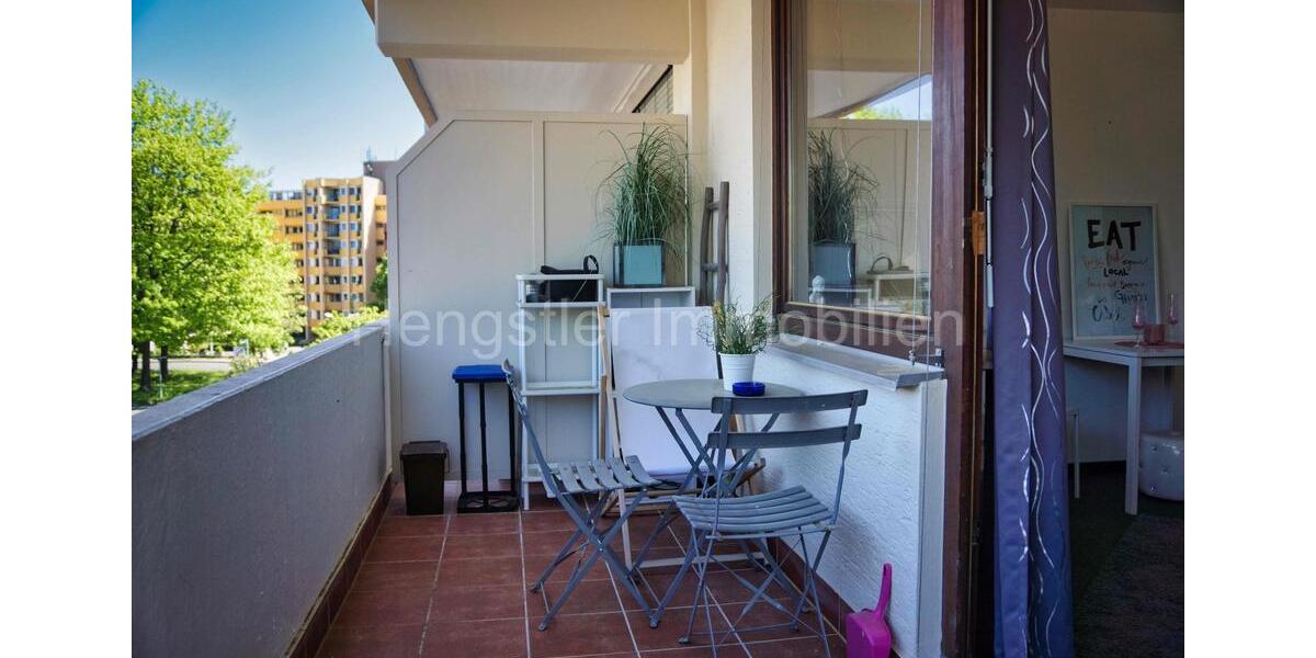 Wohnen auf Zeit Stuttgart Degerloch - 1 Zimmer, 35 m&sup2;, 895&euro; | Angebot:26647082