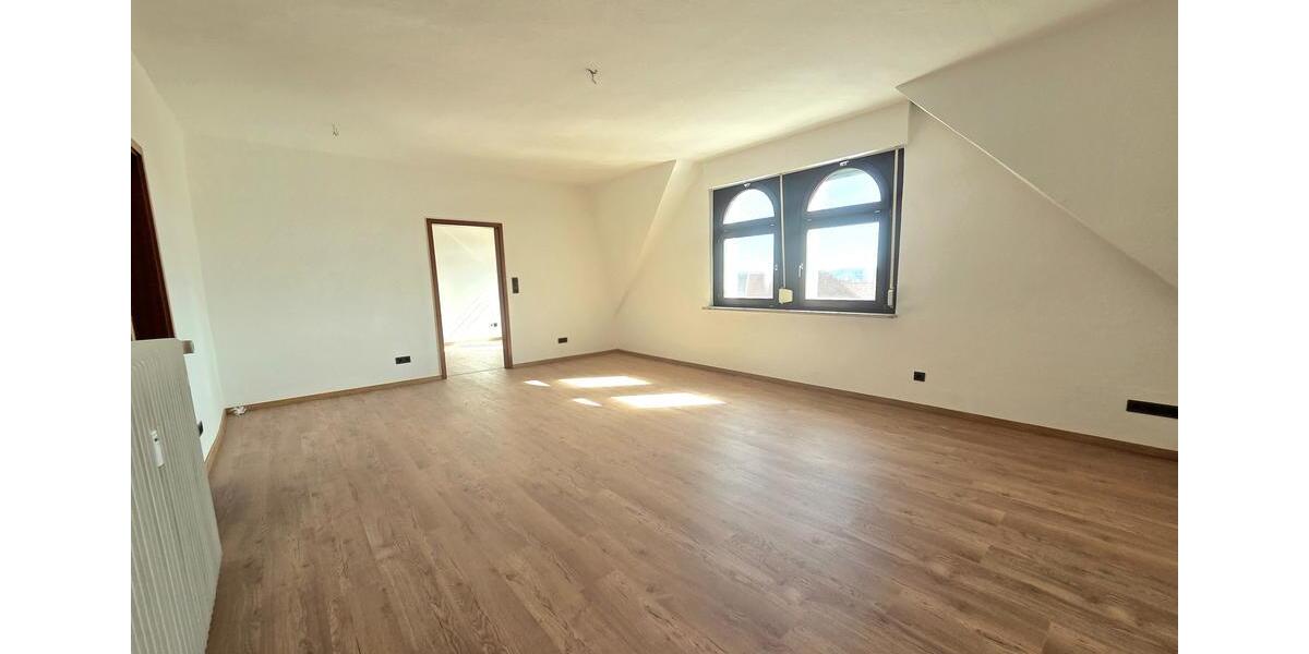 Dachgeschoßwohnung Bad Rodach - 3 Zimmer, 98 m&sup2;, 550&euro; | Angebot:26095511