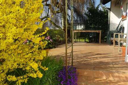 Haus Viernheim - 6 Zimmer, 147 m&sup2;, 1.250&euro; | Angebot:25932042