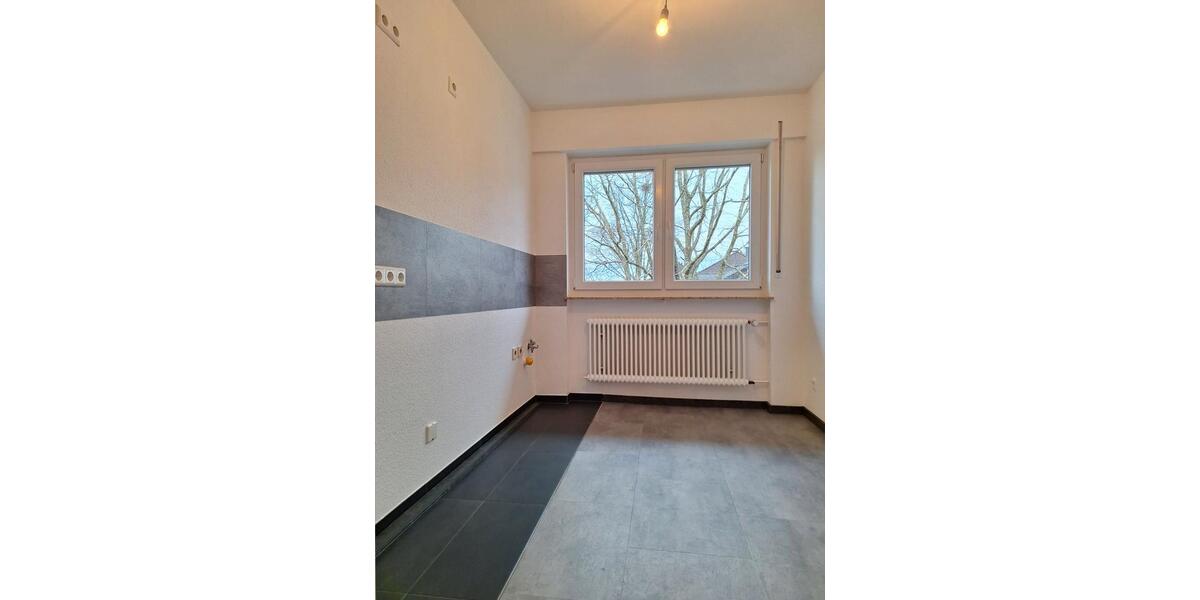 Etagenwohnung Hermeskeil - 4 Zimmer, 85 m&sup2;, 800&euro; | Angebot:26101532