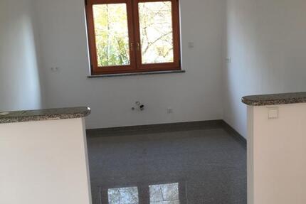 Wohnung Saarbrücken Ensheim - 4 Zimmer, 105 m&sup2;, 850&euro; | Angebot:26225918