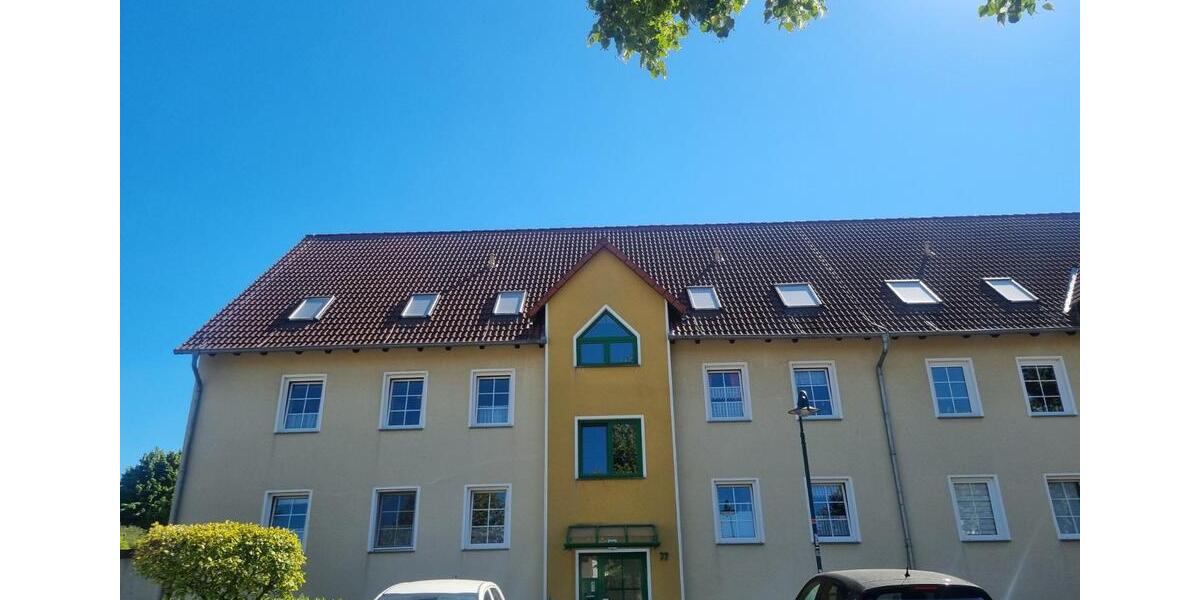 Dachgeschoßwohnung Halberstadt - 2 Zimmer, 55 m&sup2;, 300&euro; | Angebot:23768307