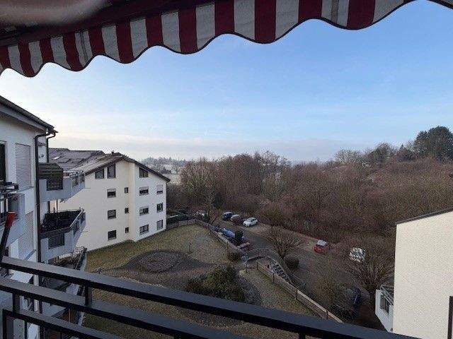 Etagenwohnung Metzingen Neugreuth - 3 Zimmer, 96 m&sup2;, 1.380&euro; | Angebot:24436098