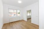 Erdgeschoßwohnung Oldendorf - 6.5 Zimmer, 122 m&sup2;, 1.000&euro; | Angebot:26566030