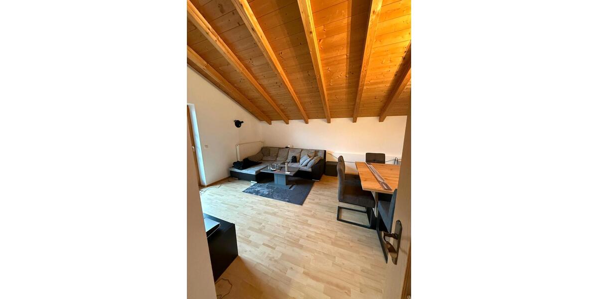 Dachgeschoßwohnung Nußdorf - 3 Zimmer, 70 m&sup2;, 1.000&euro; | Angebot:25992229