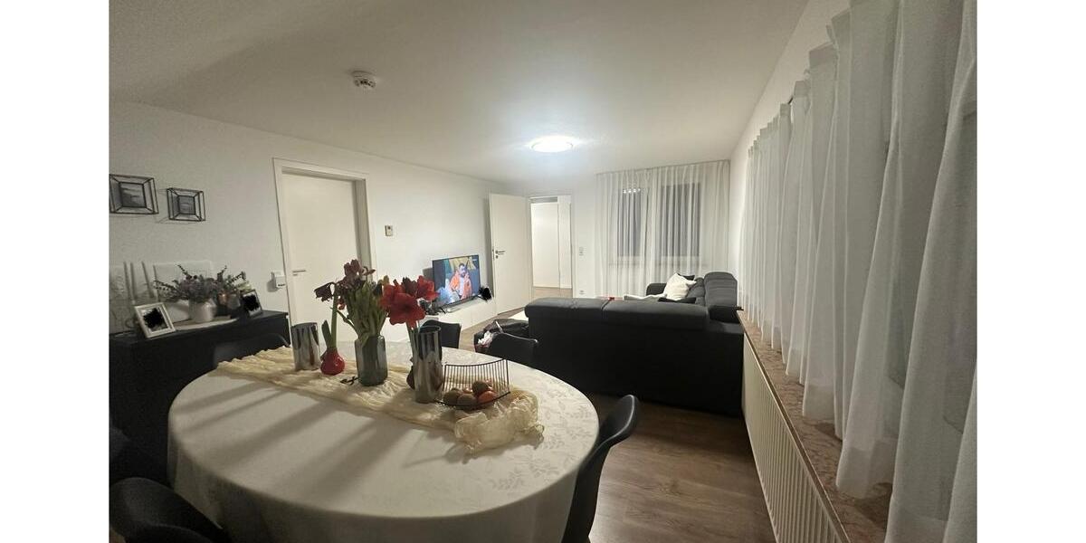 Dachgeschoßwohnung Eislingen (Fils) - 3 Zimmer, 84 m&sup2;, 1.050&euro; | Angebot:24719602
