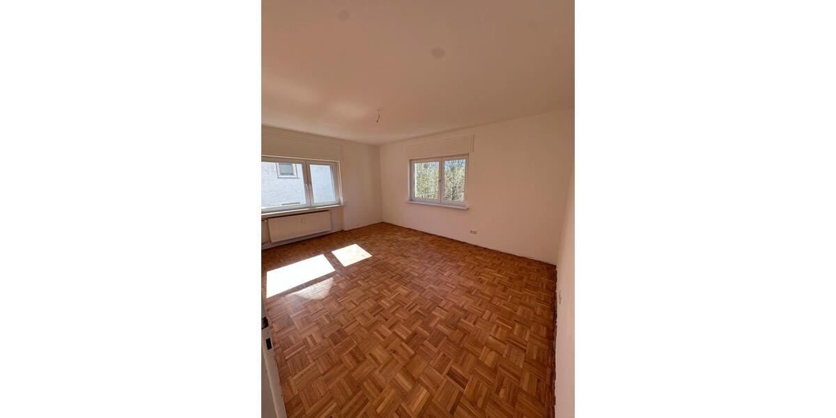 Etagenwohnung Limburg an der Lahn - 3 Zimmer, 88 m&sup2;, 1.300&euro; | Angebot:26272074