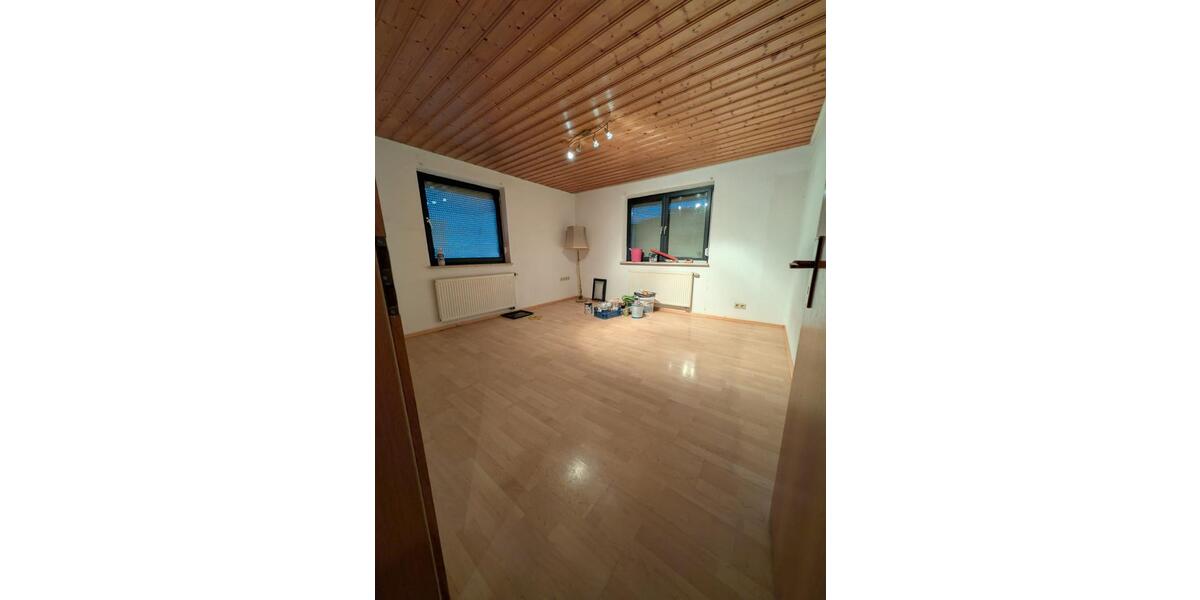 Erdgeschoßwohnung Herbrechtingen - 3 Zimmer, 68 m&sup2;, 1.000&euro; | Angebot:24655070