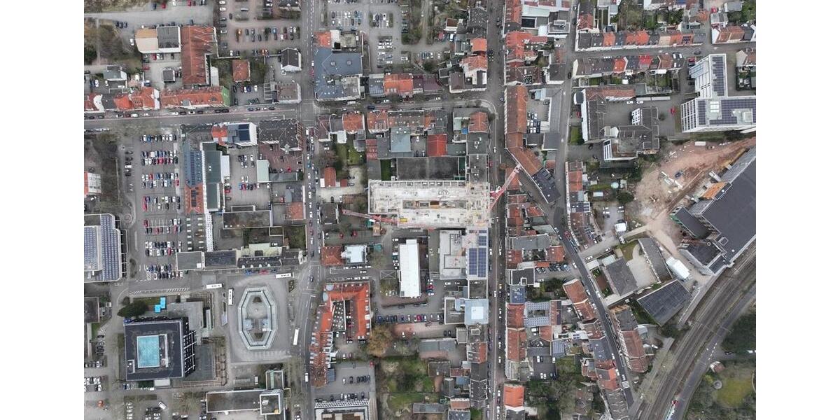Etagenwohnung Sankt Ingbert - 2 Zimmer, 85 m&sup2;, 1.250&euro; | Angebot:26437791