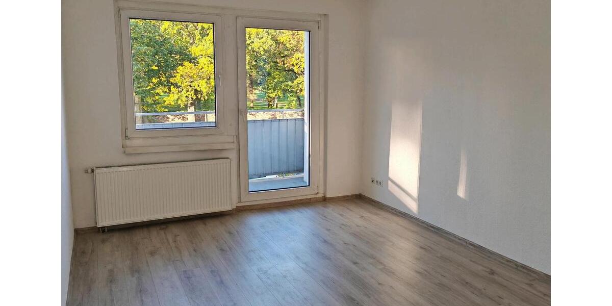 Hochparterre Dessau-Roßlau Dessau - 5 Zimmer, 84 m&sup2;, 630&euro; | Angebot:26545379