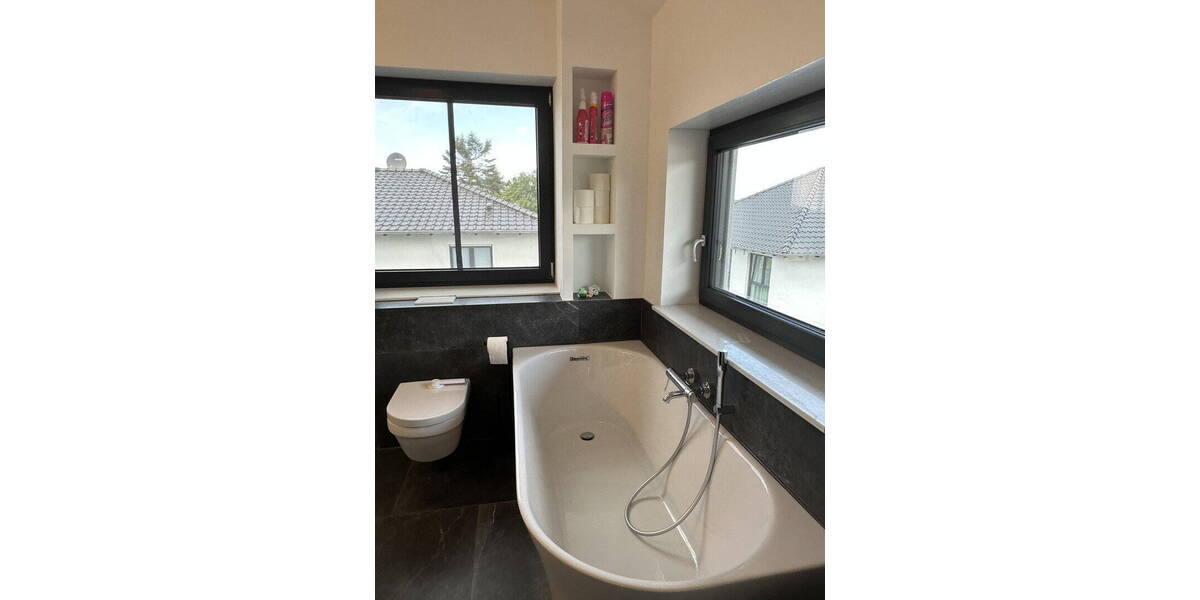 Einfamilienhaus Sankt Katharinen (Landkreis Neuwied) - 7 Zimmer, 180 m&sup2;, 2.950&euro; | Angebot:26806002