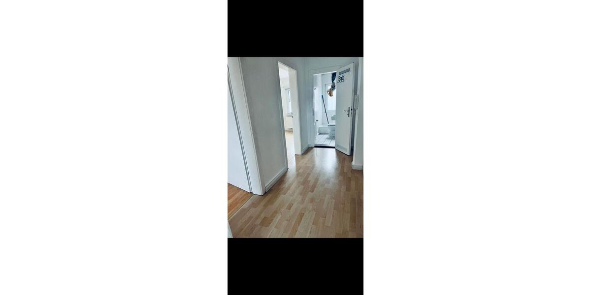 Dachgeschoßwohnung Göttingen - 3 Zimmer, 65 m&sup2;, 900&euro; | Angebot:26660401