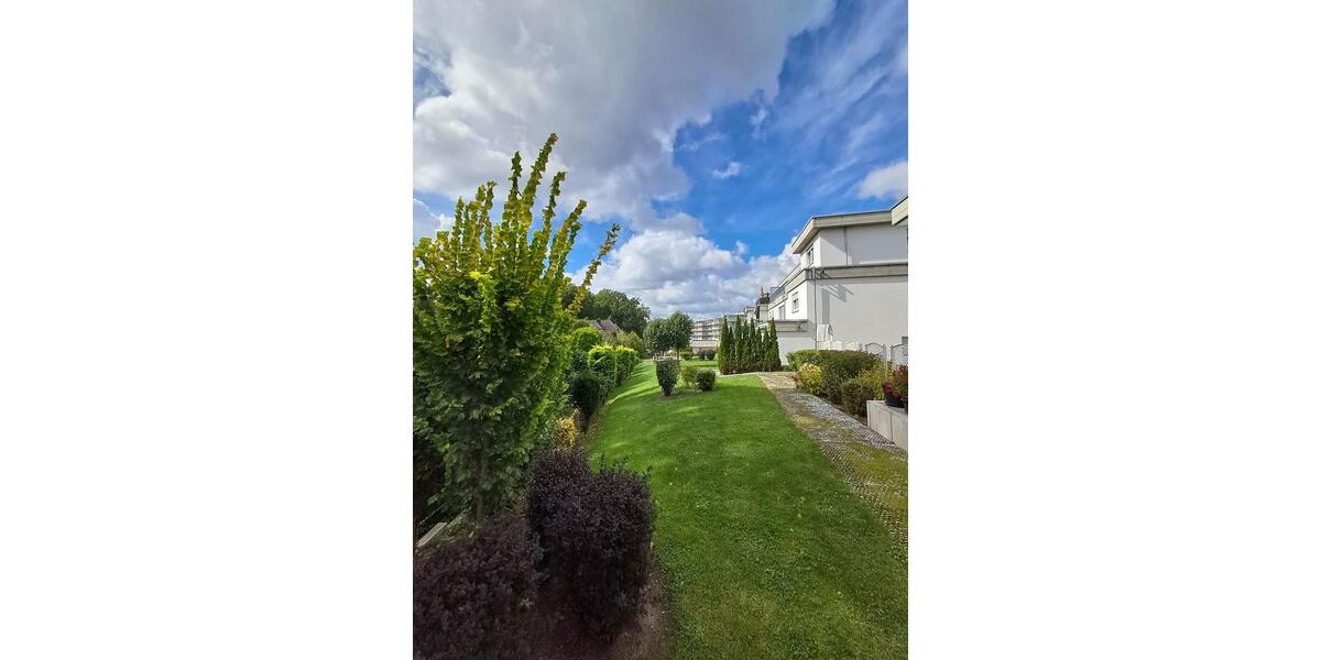 Etagenwohnung Bergisch Gladbach Alt-Frankenforst - 4 Zimmer, 137 m&sup2;, 1.785&euro; | Angebot:25377615