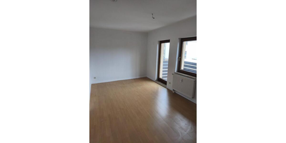 Etagenwohnung Lichtentanne - 2 Zimmer, 62 m&sup2;, 340&euro; | Angebot:25615503