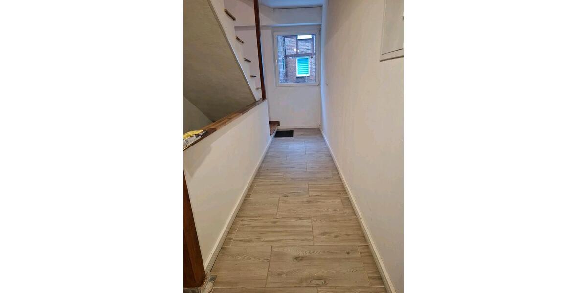 Einfamilienhaus Bodenfelde - 6 Zimmer, 150 m&sup2;, 840&euro; | Angebot:26047177