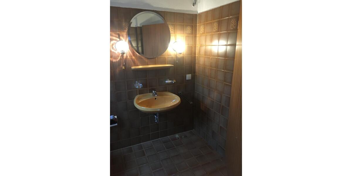 Dachgeschoßwohnung 60 qm Detmold-Diestelbruch 1 zimmer