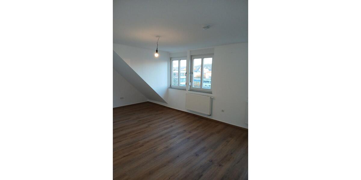 Dachgeschoßwohnung Siegen Kaan-Marienborn - 3 Zimmer, 88 m&sup2;, 940&euro; | Angebot:26442780