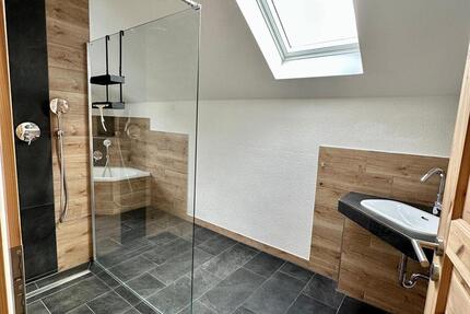 3,5 Zimmer Dachgeschoßwohnung in Reumtengrün (Auerbach Vogtland)