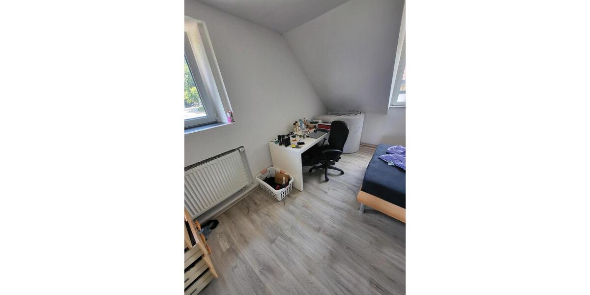 Dachgeschoßwohnung Sulzbach (Saar) - 1 Zimmer, 40 m&sup2;, 650&euro; | Angebot:24354319
