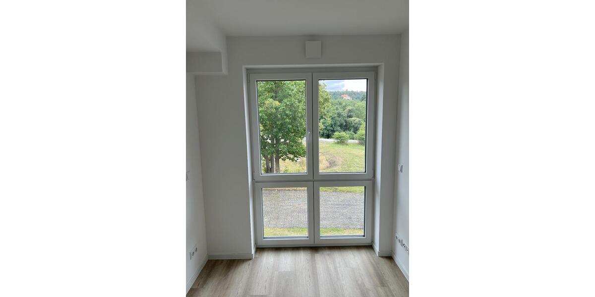 Helle, moderne 2-Raum-Wohnung - barrierearm & altersgerecht 2 zimmer