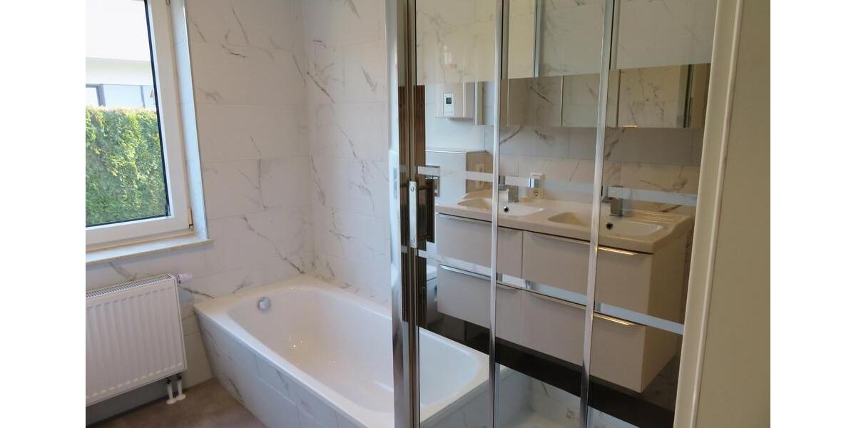 Hochparterre Hetzerath - 4 Zimmer, 104 m&sup2;, 1.050&euro; | Angebot:26625014