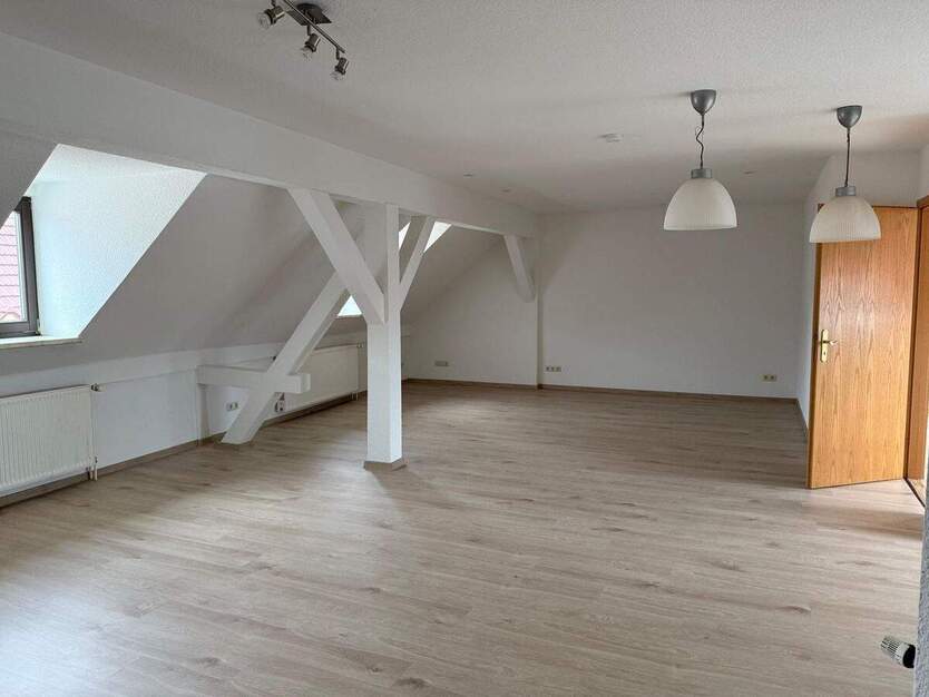 große 3-Raum-Wohnung im Stadtzentrum 3 zimmer