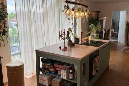 Zellerau: exklusive 3-Zi.-Whg. (ca. 120 m²) mit Terrasse & Garten