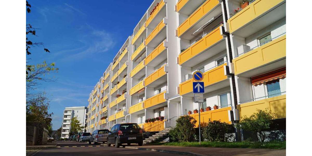 Etagenwohnung Magdeburg Alt Olvenstedt - 4 Zimmer, 82 m&sup2;, 490&euro; | Angebot:27215768