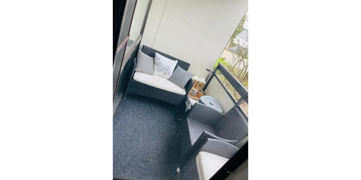 Möblierte 1 Zimmer Wohnung am Wöhrdersee mit Balkon 1 zimmer