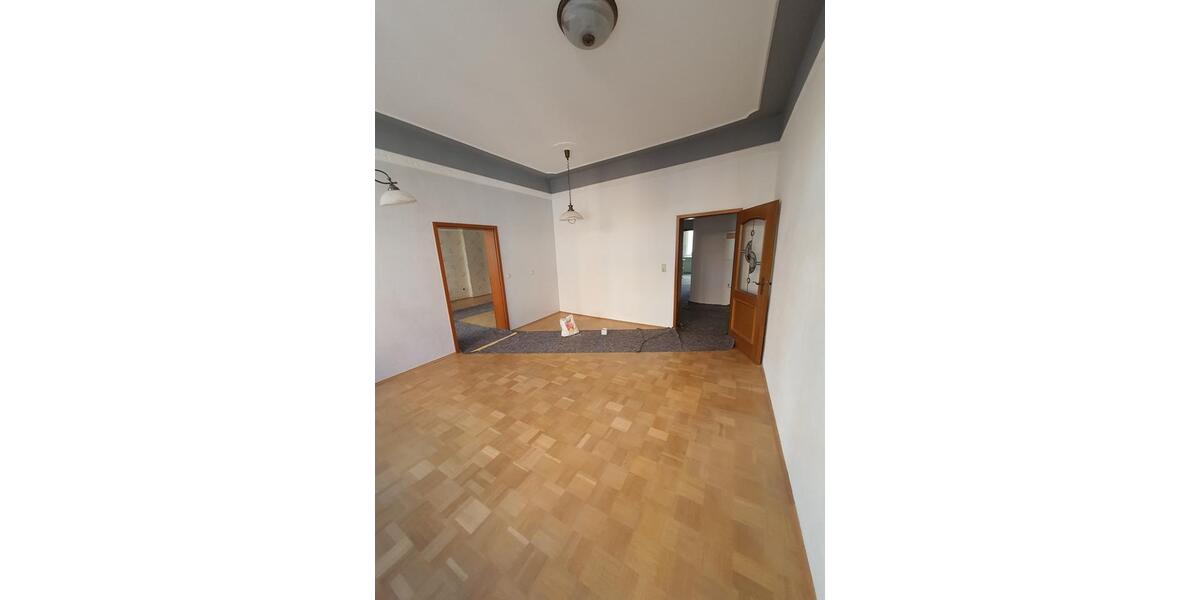 Etagenwohnung Stralsund - 3 Zimmer, 105 m&sup2;, 1.050&euro; | Angebot:25080832