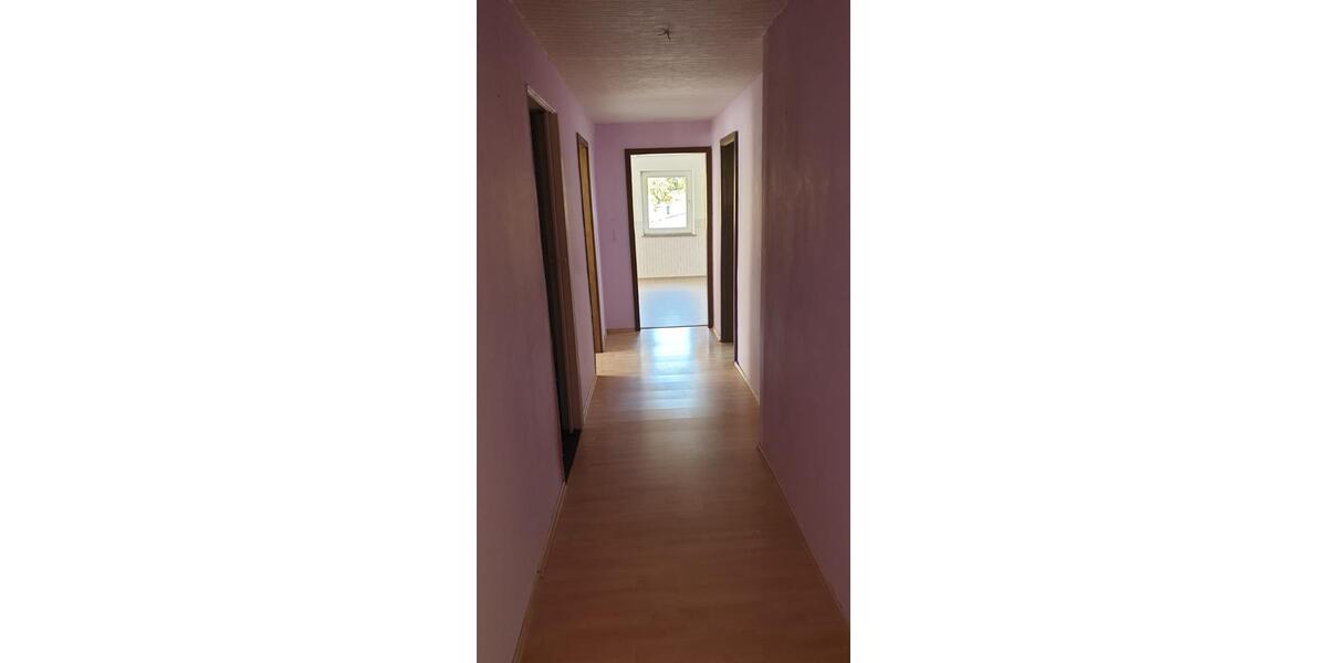 Dachgeschoßwohnung Vlotho - 2 Zimmer, 57 m&sup2;, 450&euro; | Angebot:26403748