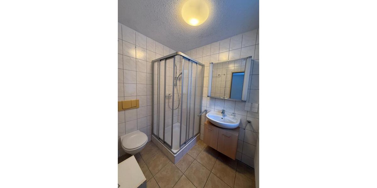 Doppelhaushälfte Kulmain - 4 Zimmer, 135 m&sup2;, 1.290&euro; | Angebot:24785525