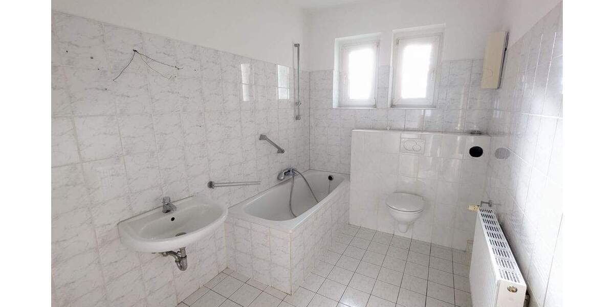 Etagenwohnung Hagen Mittelstadt - 3 Zimmer, 92 m&sup2;, 690&euro; | Angebot:24610613