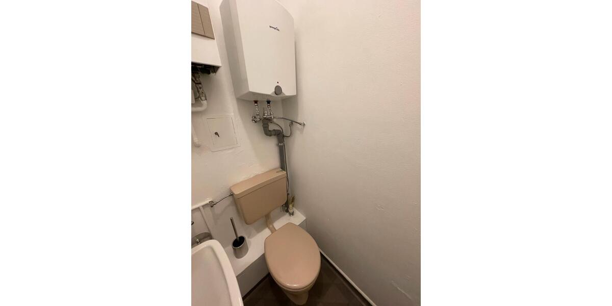 Etagenwohnung Koblenz Bisholder - 1 Zimmer, 25 m&sup2;, 300&euro; | Angebot:25265190