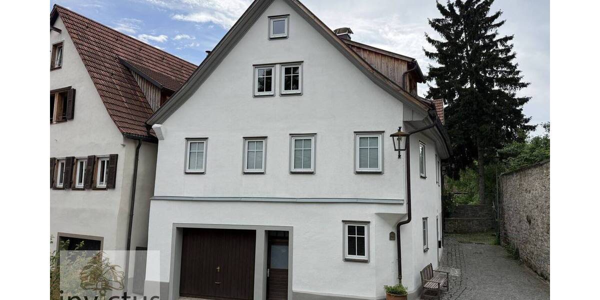 Einfamilienhaus Bad Wimpfen - 6 Zimmer, 190 m&sup2;, 2.400&euro; | Angebot:26862793